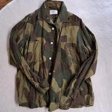 BLUE WORK 카모플라쥬 밀리터리 셔츠 커버올