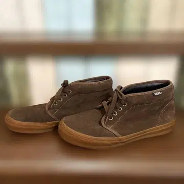 VANS 브라운 하이컷 스니커즈