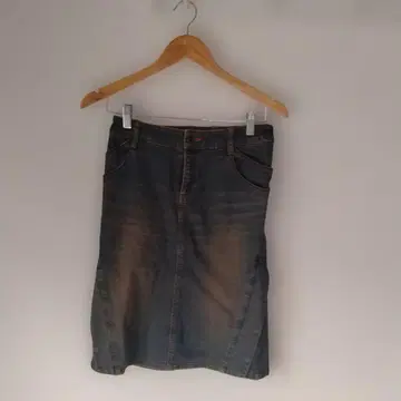 데님 타이트 스커트 무릎 기장