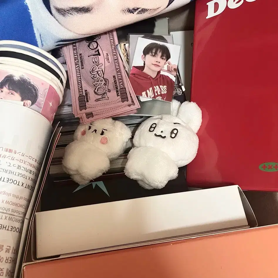 Tomorrow X Together TXT bulk sell