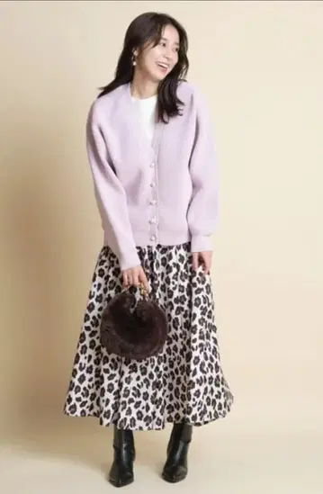 JUSGLITTY 턱 개더 스커트