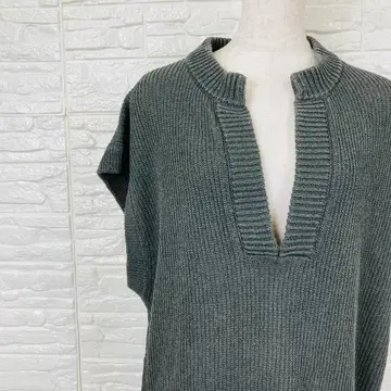 Spick & Span 다크 그레이 슬리브리스 니트 마 혼방 V넥