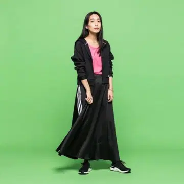 미사용 새상품 adidas 머스트 해브 스커트 트랙 스커트 이지