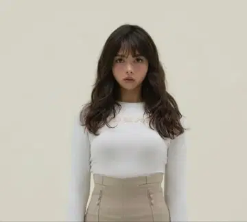 앤드마리 T셔츠 Mary logo tops 화이트 x 베이지