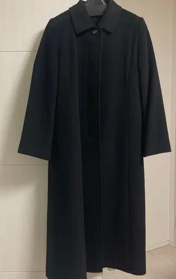 하이센스 캐시미어 혼방 비익 재단 퍼 포함 롱 코트 블랙 미사용 M
