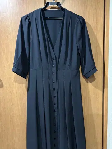 루일 에 부티크 롱 원피스 네이비