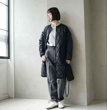 THE SHINZONE 퀼팅 코트 블랙