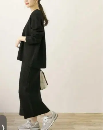 URBAN RESEARCH 상의 x 스커트 니트 셋업