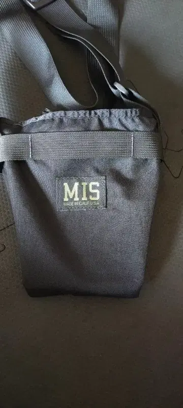MIS 숄더 파우치 블랙 미국제 MIS