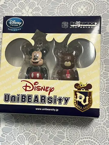 Disney UniBEARsity x BE@RBRICK