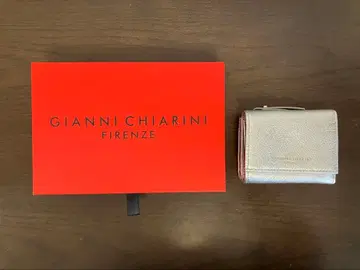 GIANNI CHIARINI 실버 메탈릭 가죽 3단 폴더형 지갑