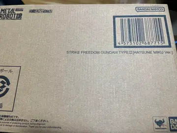METAL ROBOT 혼 스트라이크 프리덤 건담 (하츠네 미쿠 Ver.)