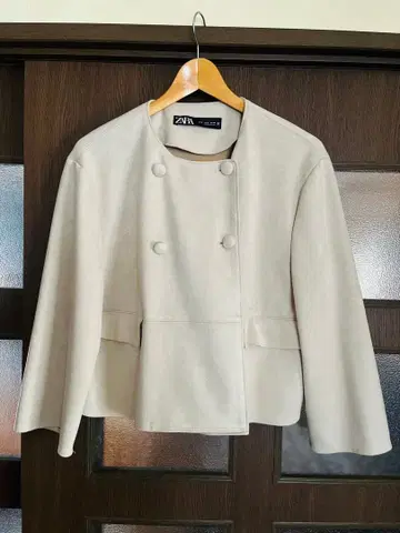 ZARA 스웨이드 자켓