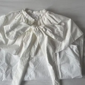 MilaOwen 리본 블라우스