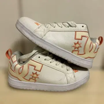 DC 스니커즈 24cm