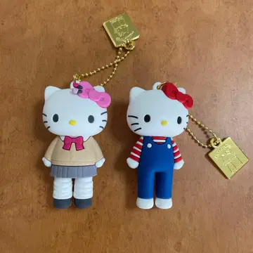 헬로키티 키링 2개 세트