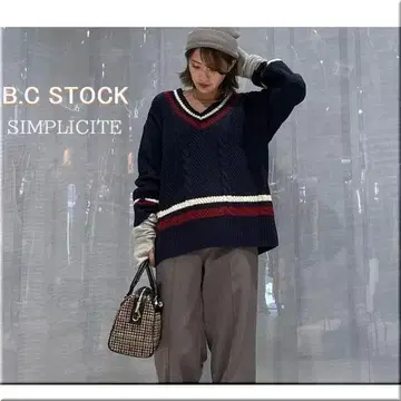미사용품 B.C STOCK 칠드런 니트 simplicite 네이비