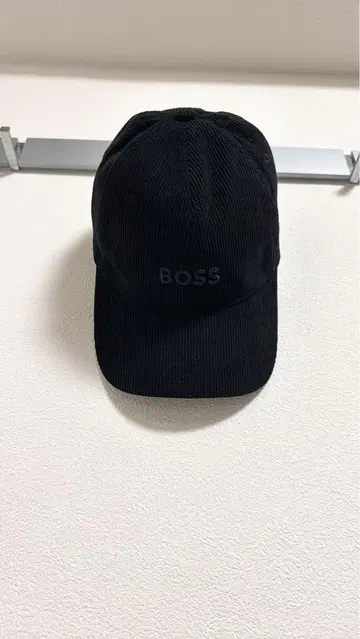 보스 BOSS 코듀로이 야구 모자 블랙