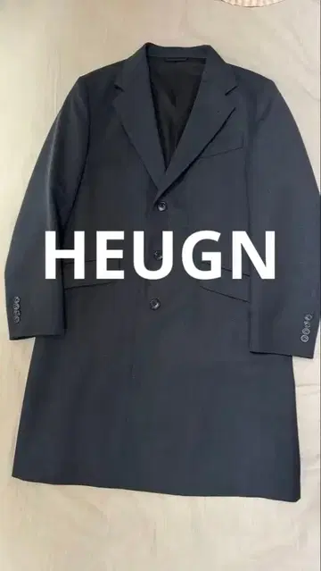새상품급 HEUGN 다크 그레이 체스터 코트