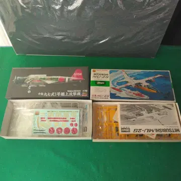 하세가와 1/72 97식 1호 함상 공격기 MU-2 지프 부속 세트