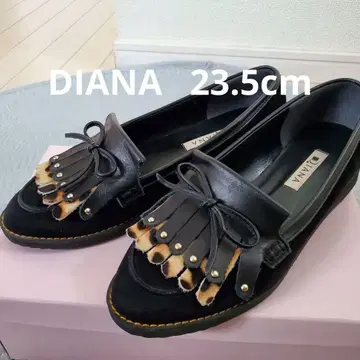 DIANA 23.5cm 블랙 가죽 송치 모카신 스터드 부착