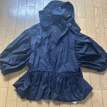 TATRAS 블랙 후드 부착 자켓