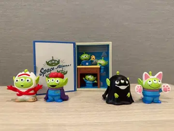 리틀 그린 에이리언 가챠가챠 토이스토리