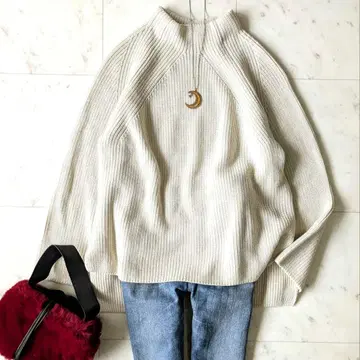 바토너 BATONER 시그니처 터틀넥 니트 베이지