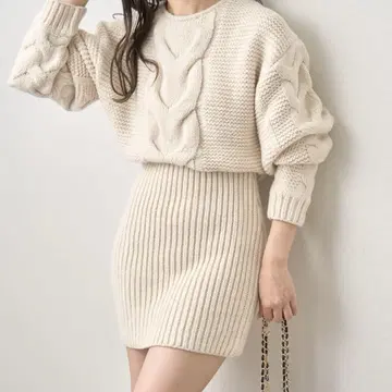 Chico 케이블 돌먼 니트 미니 원피스 아이보리