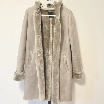 나노유니버스 후드 무스탕 코트 정가 19,580엔