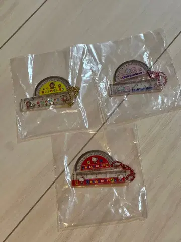 산리오 레트로 미니 눈금자 & 각도기 키링