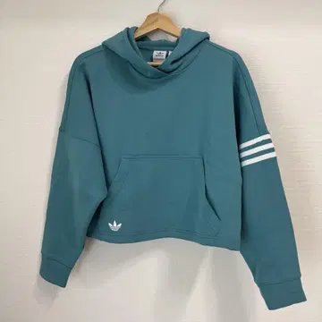 adidas 크롭 후드티
