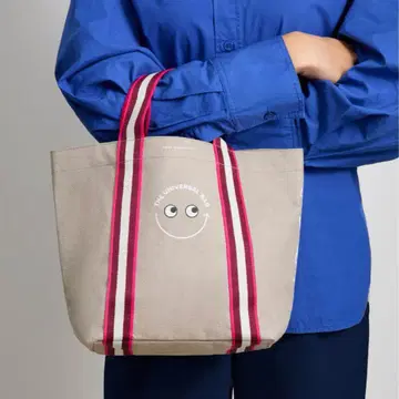 아냐 힌드마치 x 세이조 이시이 유니버셜 백 미니
