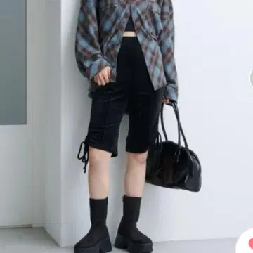 인터넷 완판 색상 Kastane 벨로아 바이커 팬츠