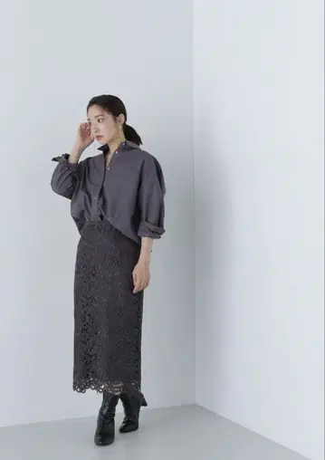 내추럴 뷰티 베이직 블랙 레이스 타이트 스커트
