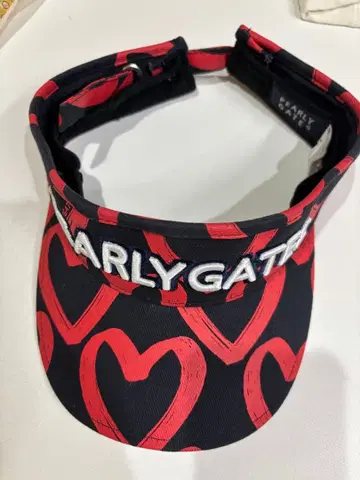 EARLYGATE 하트 무늬 바이저