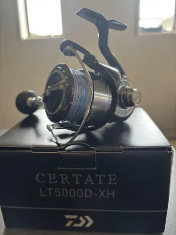 CERTATE LT5000D-XH 스피닝 릴 본체