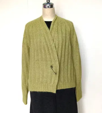 OTIUM 실크 혼방 모헤어 가디건 M 사이즈