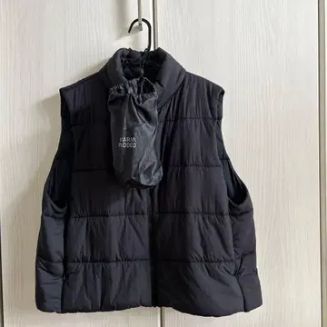 UNIQLO WARM PADDED 다운 베스트 XL 블랙
