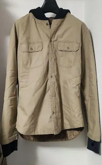 SANDINISTA 베이지 퀼팅 자켓 후드 부착