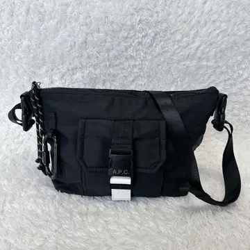 [ 컨디션 최상 ] A.P.C 아페쎄 TREK 숄더백 블랙