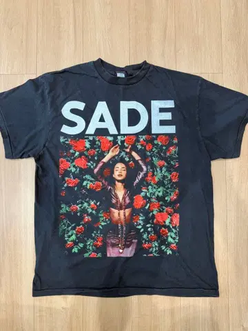 XL SADE Kiss of Life 티셔츠