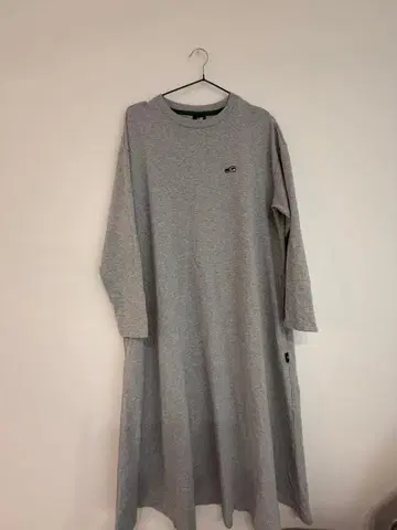 [ 뉴발란스 ]
