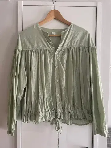 grin / 그린 / 코튼 개더 블라우스 / 페일 그린