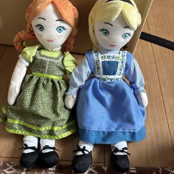 극단 사계 안나와 엘사 인형 안나 엘사