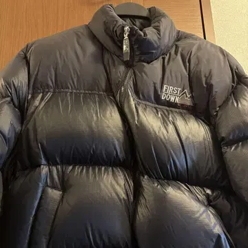 미사용 새상품 퍼스트 다운 다운 자켓 블랙 L 사이즈