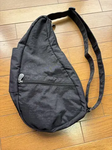 헬시 백백 텍스처드 나일론 S 사이즈 블랙