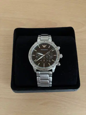 EMPORIO ARMANI 크로노그래프 손목시계