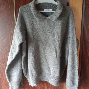 TRICOTS JEAN MARC 카라 부착 그레이 스웨터 모헤어 혼방