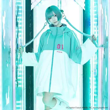 LISTEN FLAVOR 하츠네 미쿠 저지 후드티 [ EMERALD ]